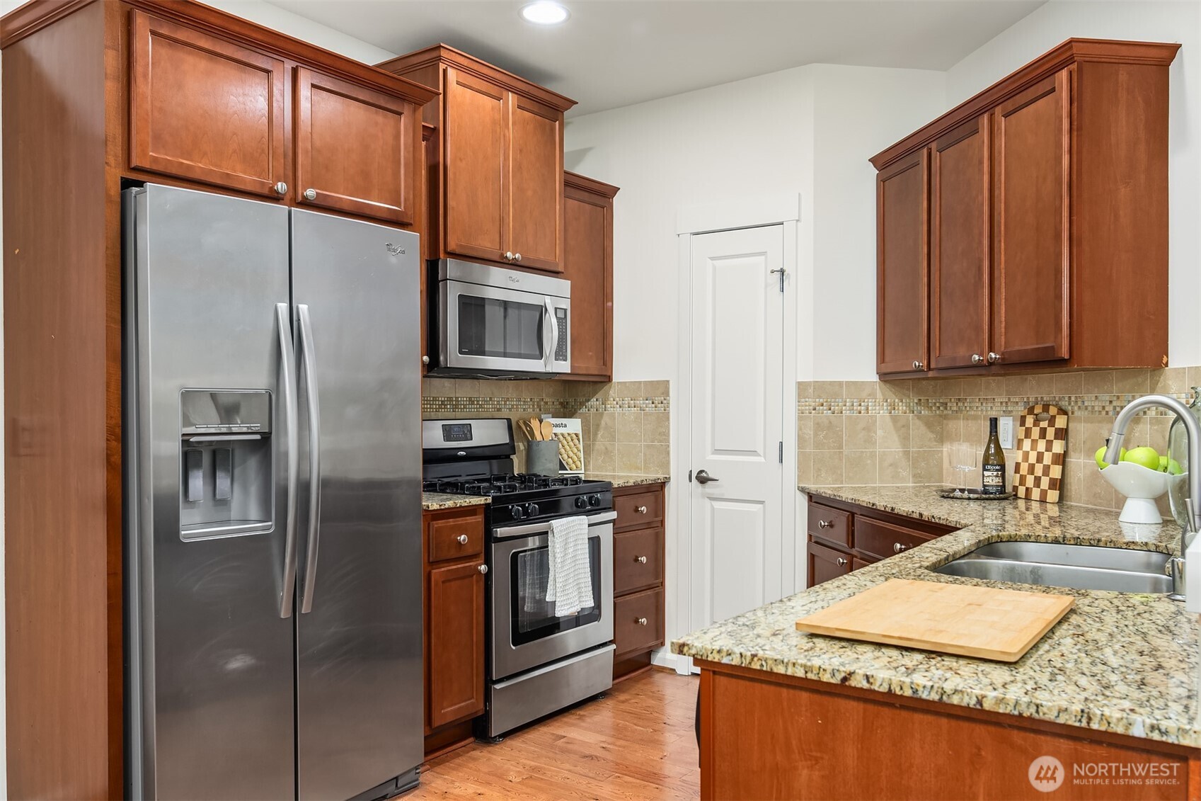 3810 218th Place Southeast Bothell, WA 98021 - Photo 13 of 33