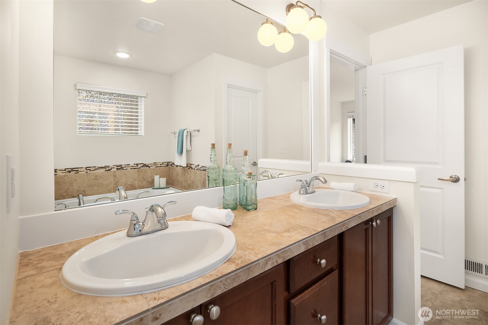 3810 218th Place Southeast Bothell, WA 98021 - Photo 21 of 33