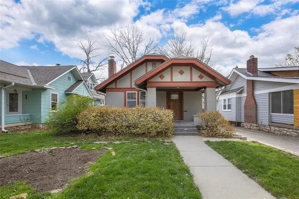 $300,000 | 5927 Cherry Street, Kansas City, MO 64110