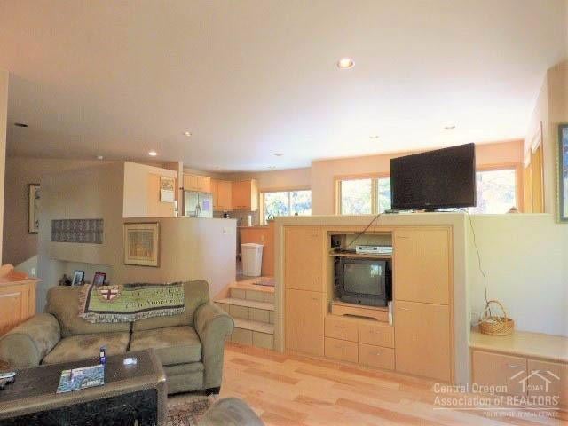 61532 West Ridge Ave Bend Bend, OR 97702 - Photo 10 of 24 Additional Photo