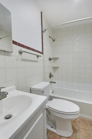 an empty room with a empty space and window