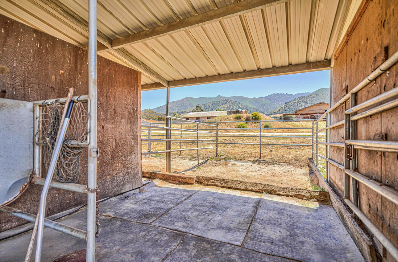 844 River Road Salinas, CA 93908 - Photo 11 of 76