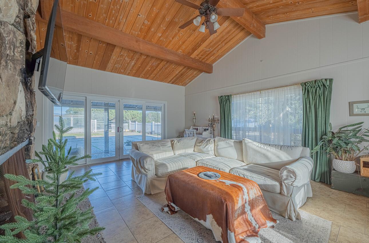844 River Road Salinas, CA 93908 - Photo 25 of 76 a spacious bedroom with a large bed and a potted plant