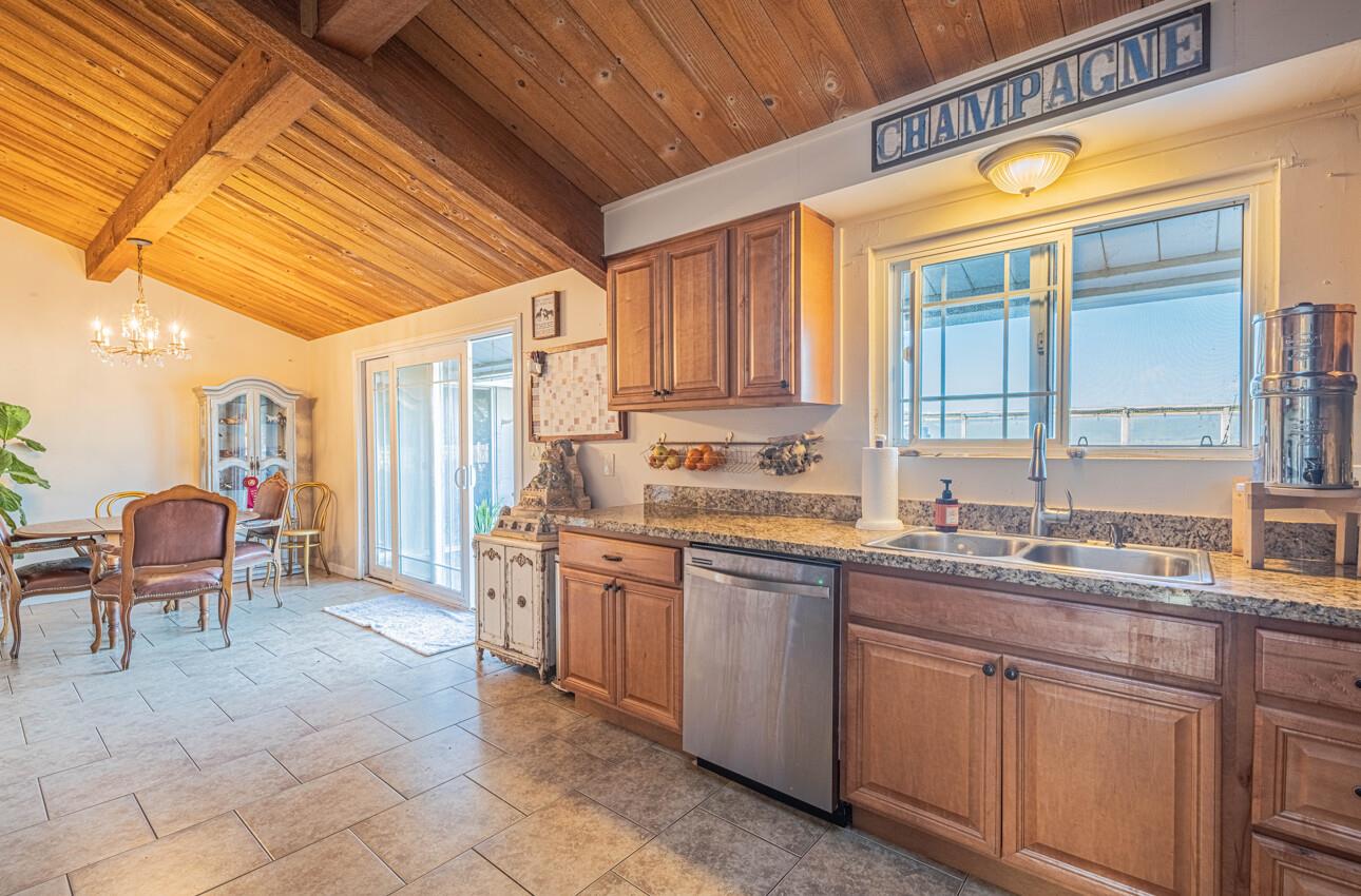 844 River Road Salinas, CA 93908 - Photo 35 of 76