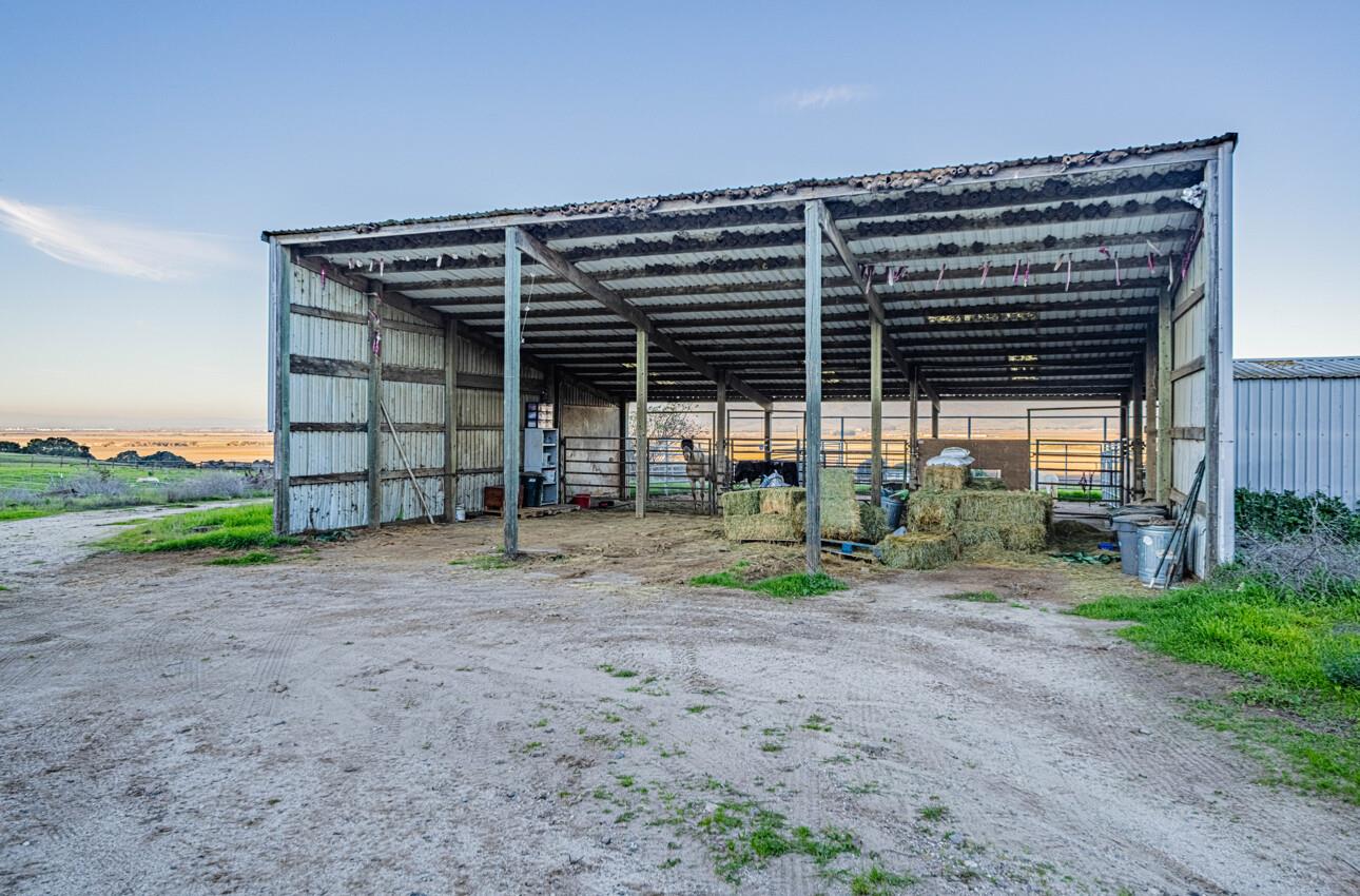 844 River Road Salinas, CA 93908 - Photo 74 of 76 a view of a porch