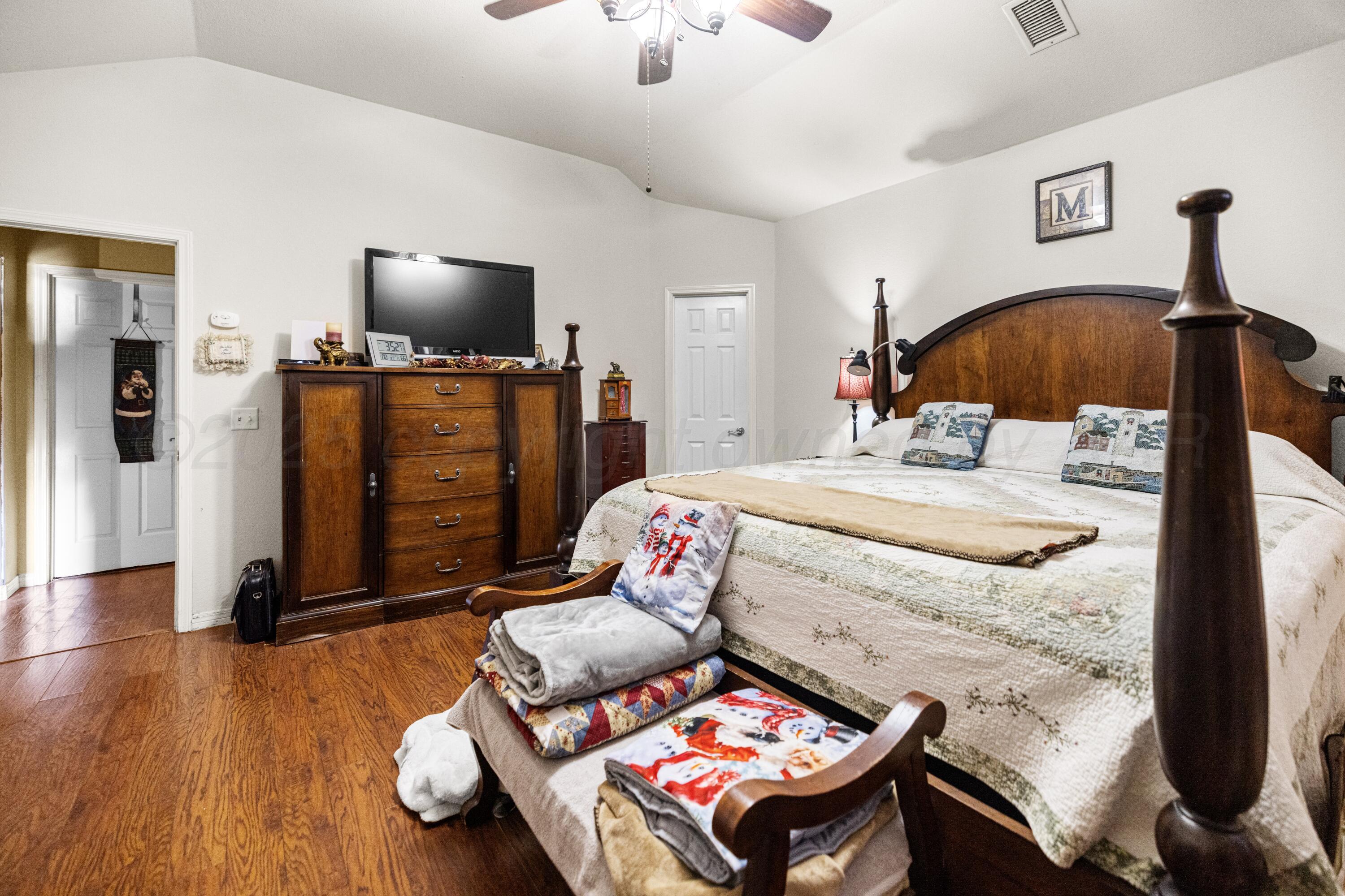 6200 Pans Street Amarillo, TX 79118 - Photo 21 of 29 Master bedroom
