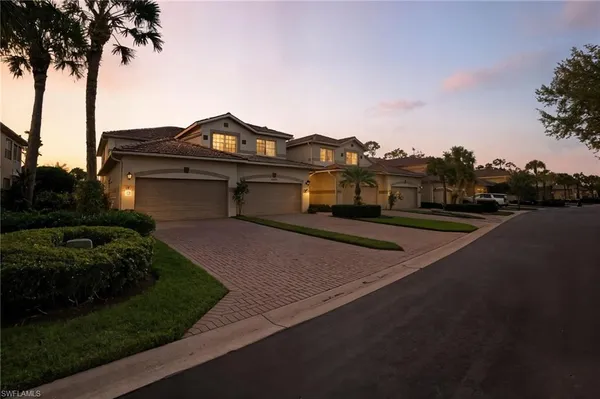 $565,000 | 3904 Forest Glen Boulevard, Unit 7101, Naples, FL 34114