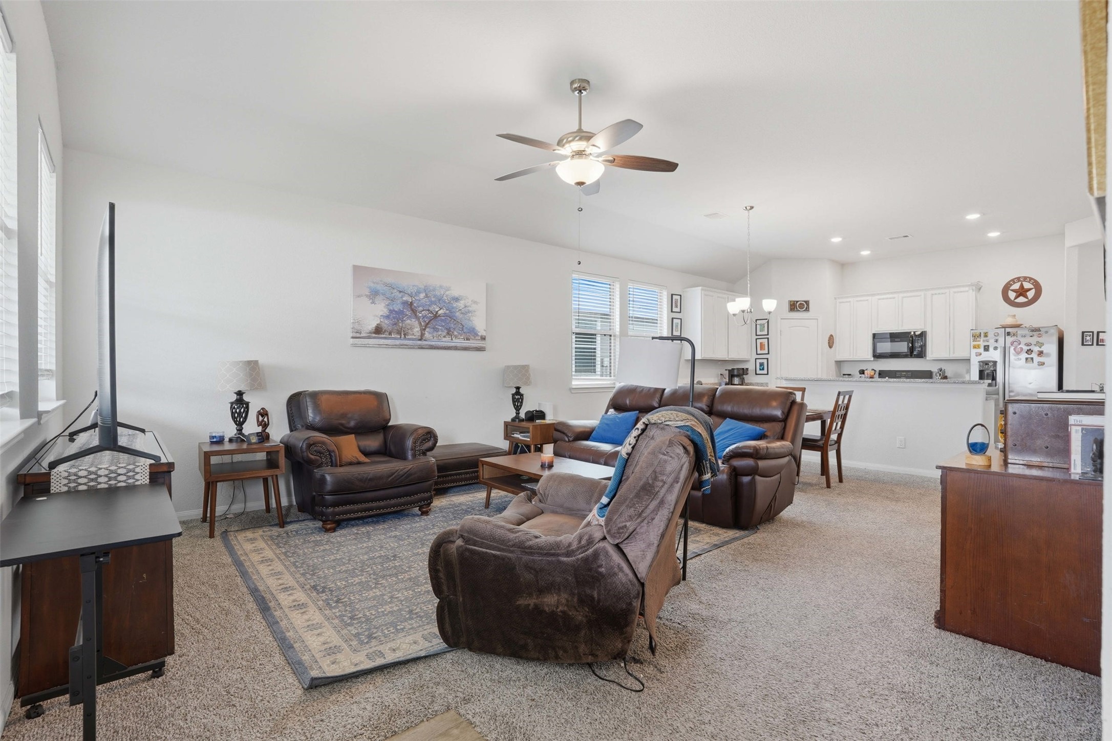 10924 Independence Road Cleveland, TX 77328 - Photo 13 of 32 Gallery Image 13