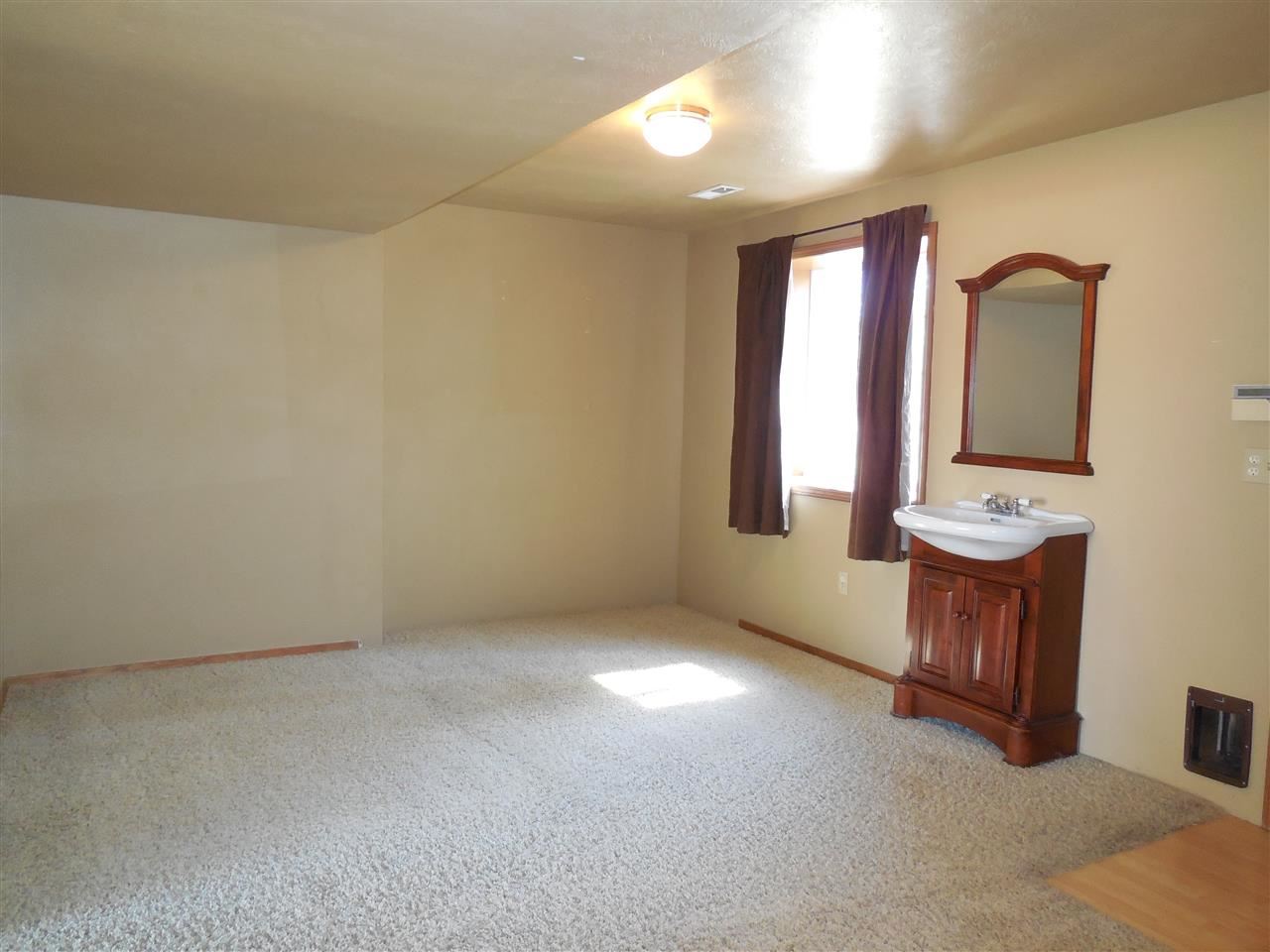 527 East Midway Road Colbert, WA 99005 - Photo 11 of 20