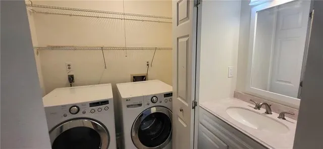 $250,000 | 2105 North Forest Trail, Dunwoody, GA 30338