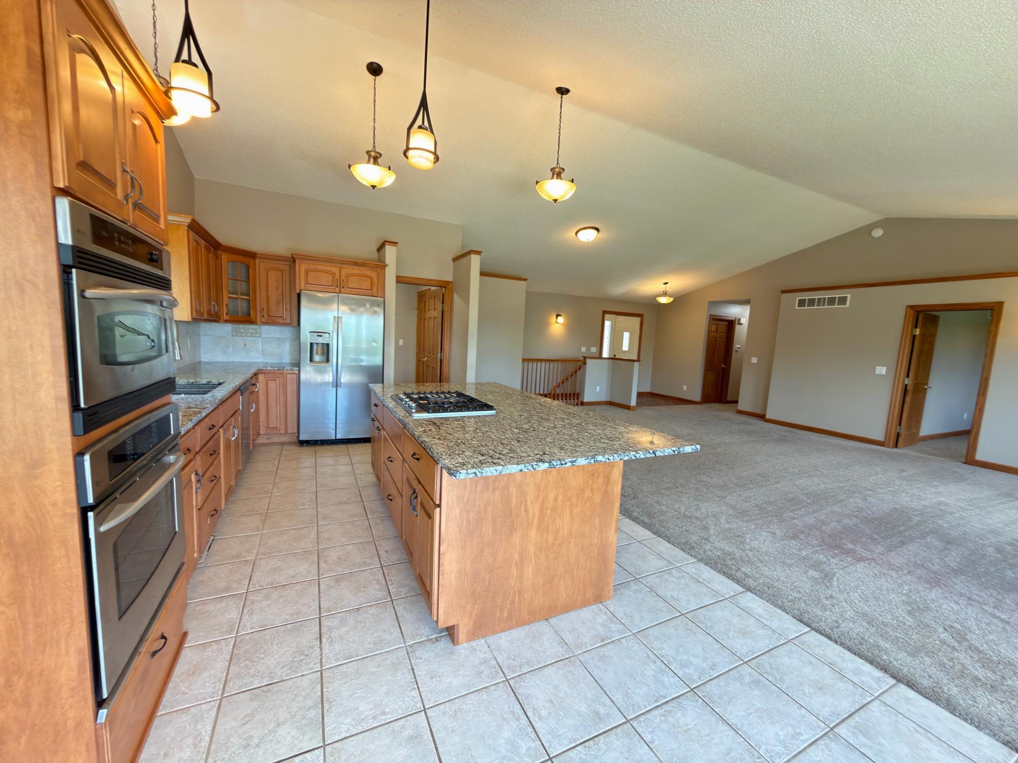 1103 Southern Hills Lane Southwest Rochester, MN 55902 - Photo 5 of 28