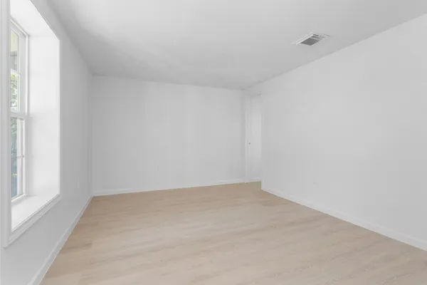 $1,000 | 16016 Green Manor Drive, Unit B, Humble, TX 77396