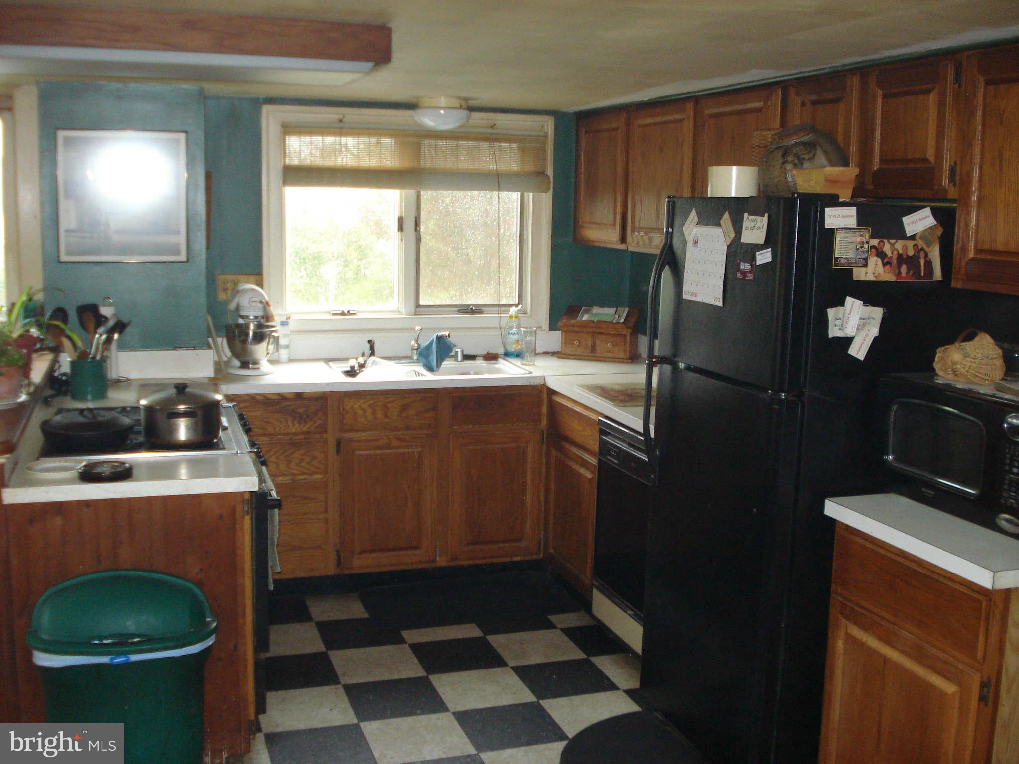 412 Broad Street Crumpton, MD 21628 - Photo 8 of 19 Kitchen