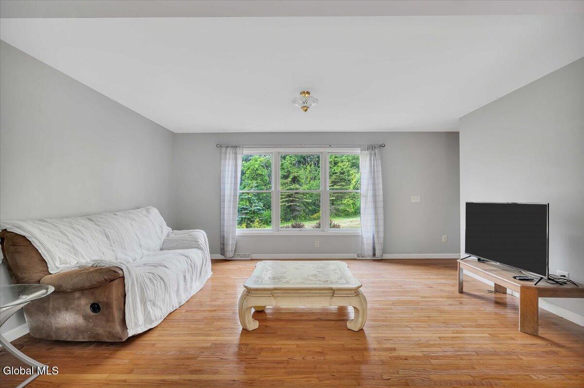 727 Riverview Road Rexford, NY 12148 - Photo 16 of 47 09-P1473290