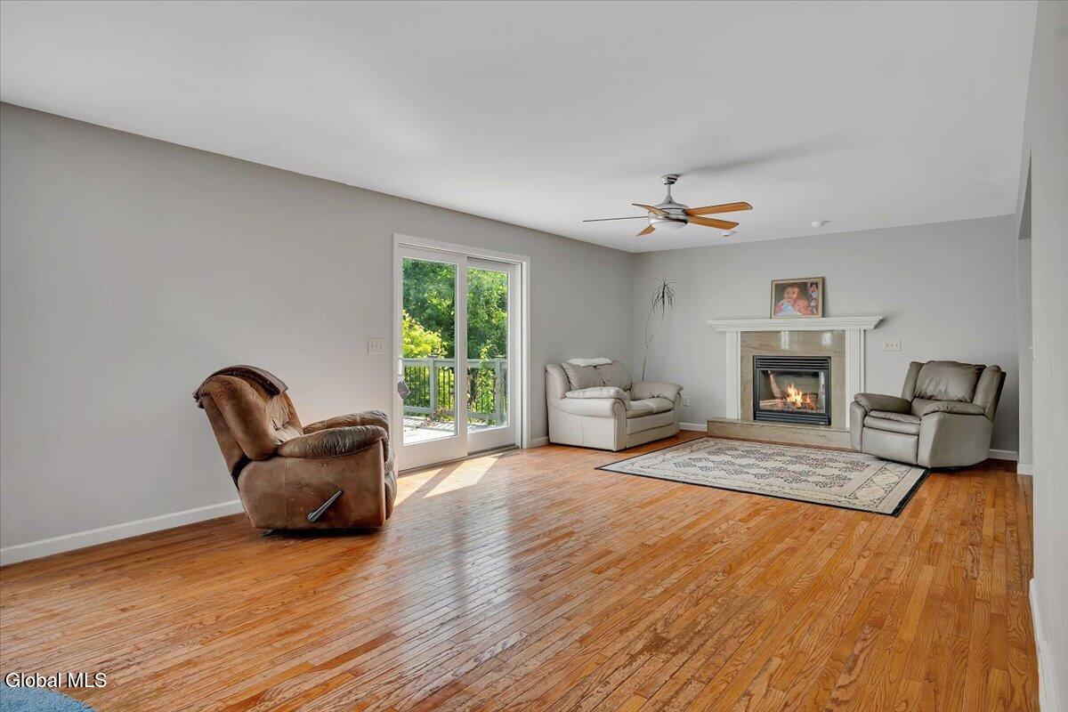 727 Riverview Road Rexford, NY 12148 - Photo 18 of 47 20-P1473363-1