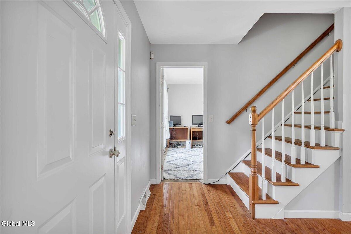 727 Riverview Road Rexford, NY 12148 - Photo 19 of 47 05-P1473260