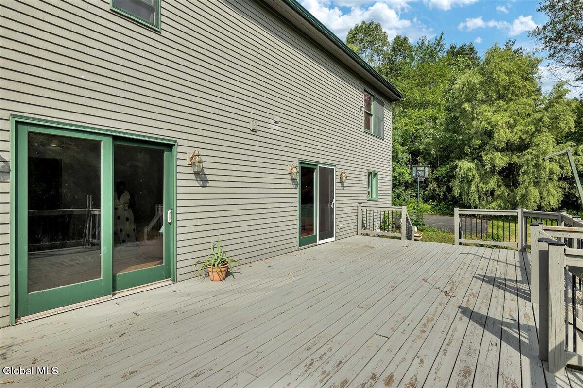 727 Riverview Road Rexford, NY 12148 - Photo 33 of 47 36-P1473246