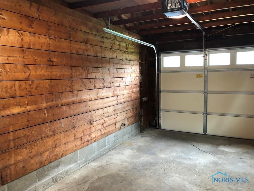 1027 Metcalf Road Toledo, OH 43615 - Photo 28 of 41 Photo 28