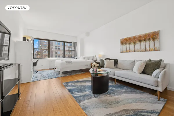 $625,000 | 10 West 15th Street, Unit 1822 | Flatiron
