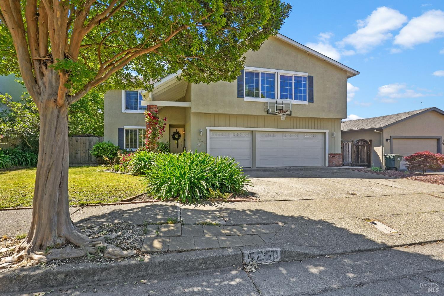 5260 San Luis Avenue Santa Rosa, CA 95409 - Photo 3 of 48