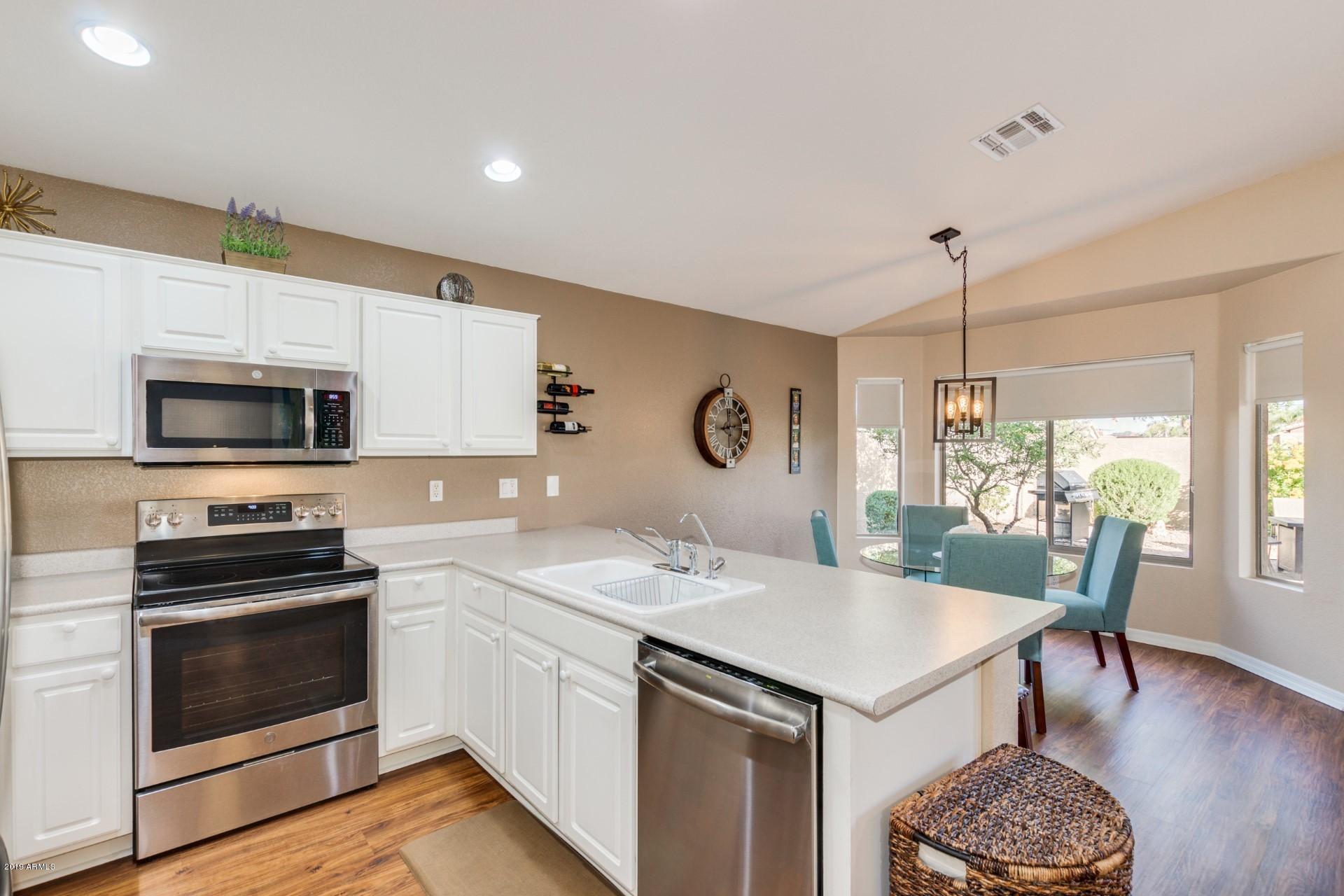 4610 East Walnut Road Gilbert, AZ 85298 - Photo 7 of 49 0013-Walnut (13)