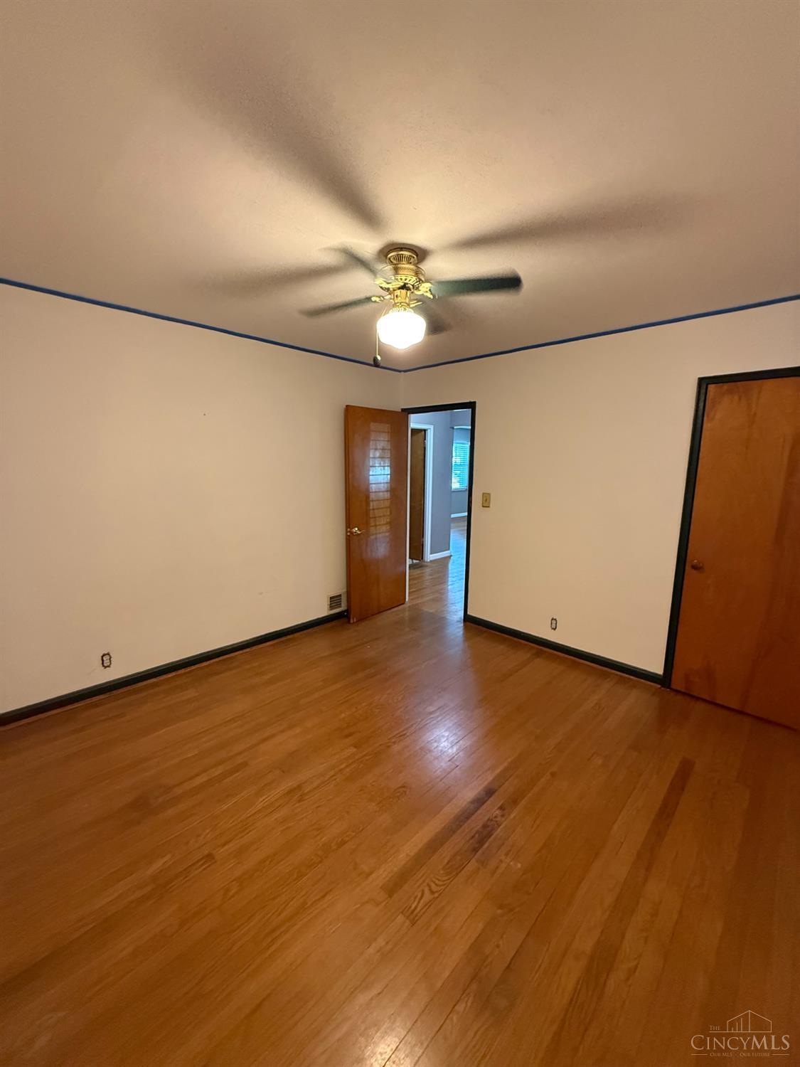 7609 Forest Road Cincinnati, OH 45230 - Photo 14 of 28 Gallery Image 14