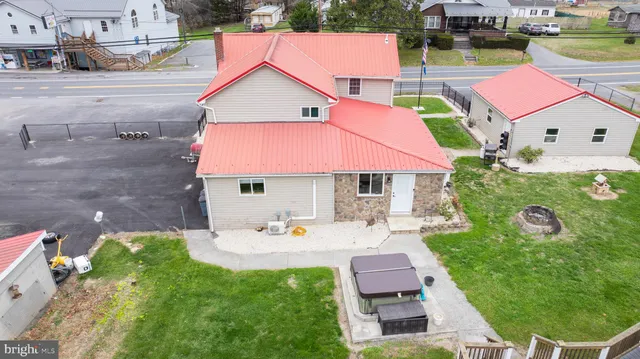 $275,000 | 5195 Central Avenue, Great Cacapon, WV 25422