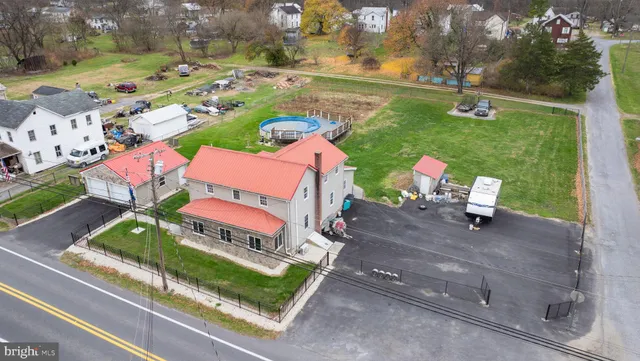 $275,000 | 5195 Central Avenue, Great Cacapon, WV 25422