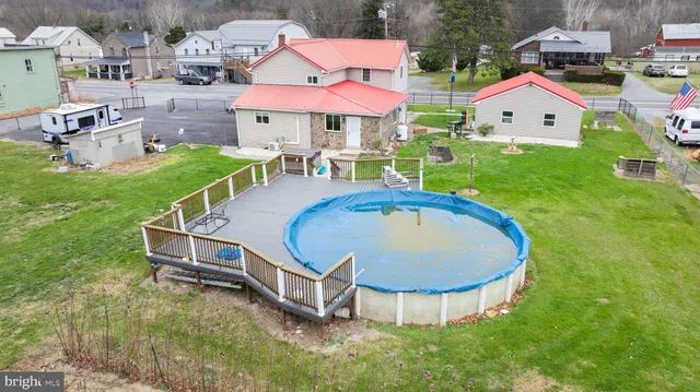 $275,000 | 5195 Central Avenue, Great Cacapon, WV 25422