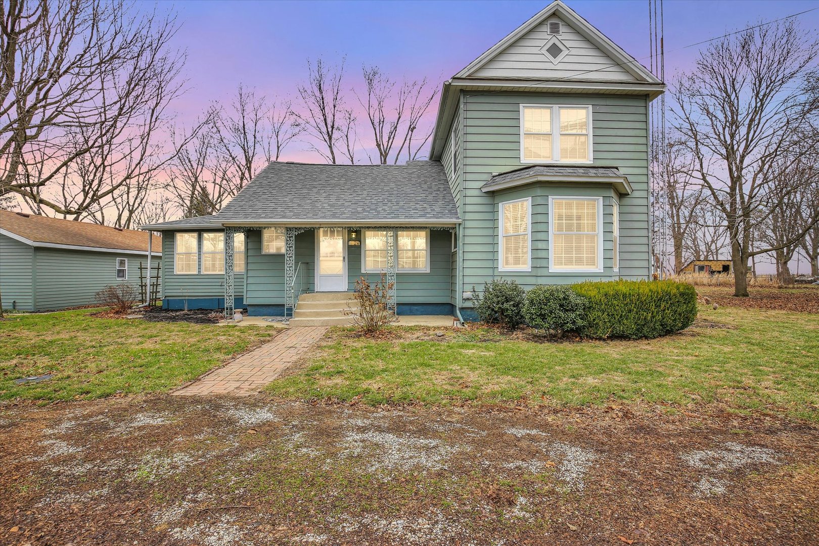 112 North Front Street Sadorus, IL 61872 - Photo 7 of 44