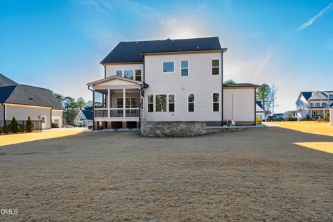 $825,000 | 817 Crimson Rdg Trail, Fuquay-Varina, NC 27526