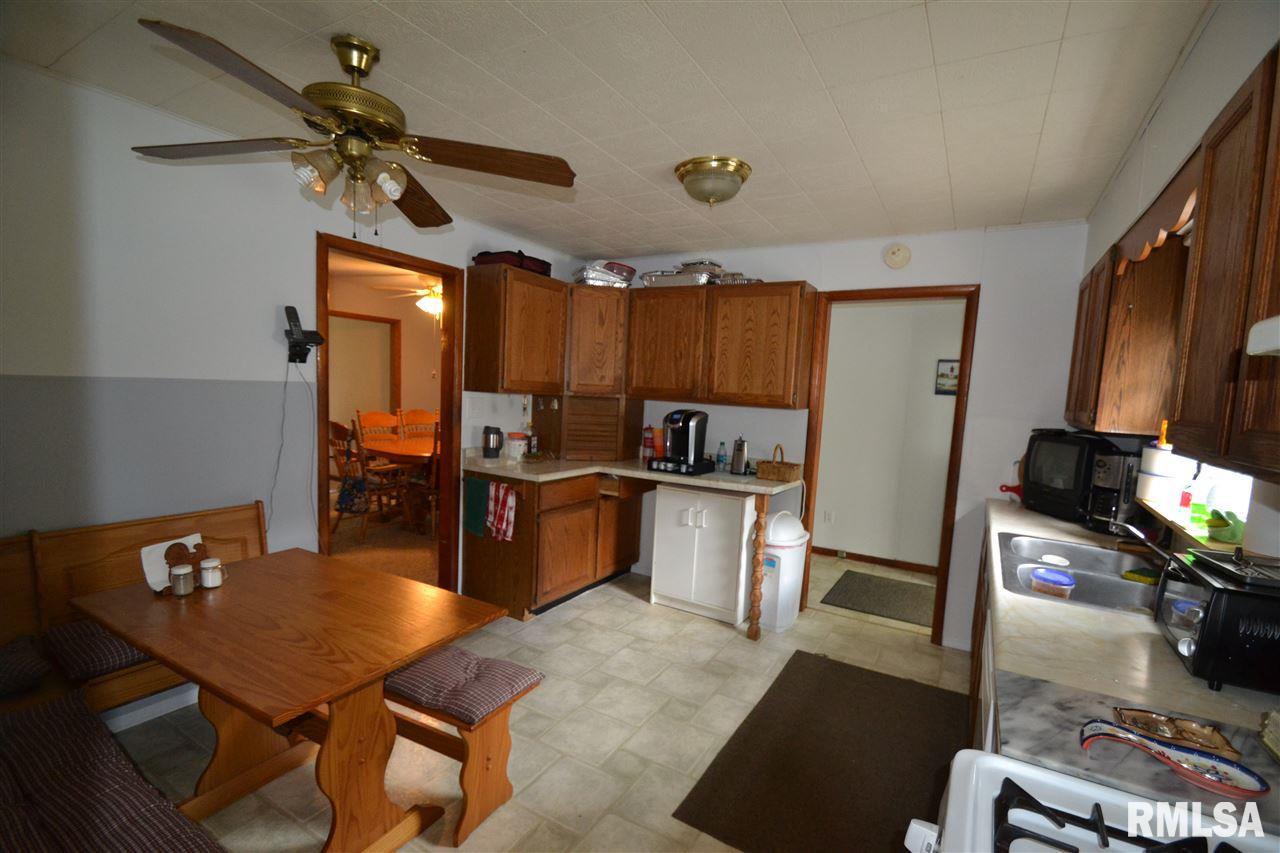 6216 North Koerner Road Peoria, IL 61615 - Photo 12 of 21 Gallery Image 12