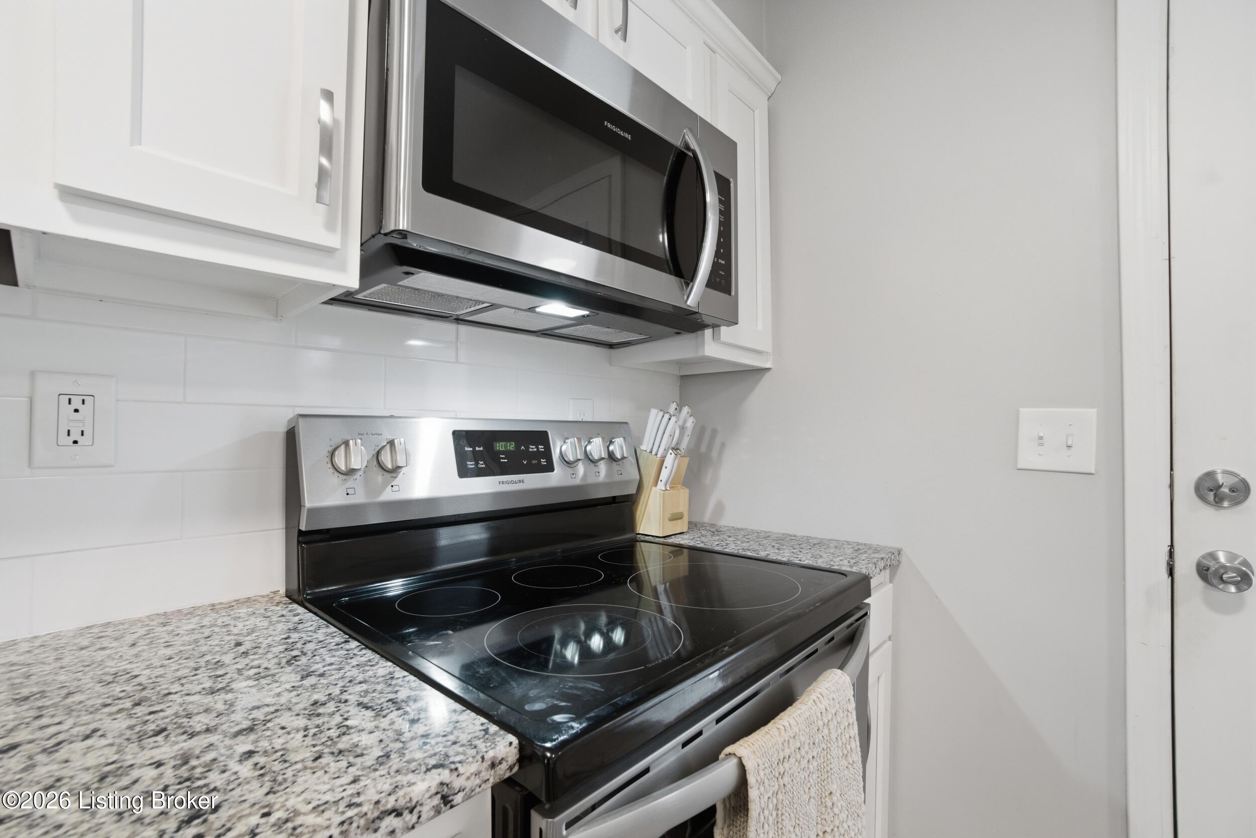9221 Vevey Road Louisville, KY 40291 - Photo 13 of 45 dsc00181