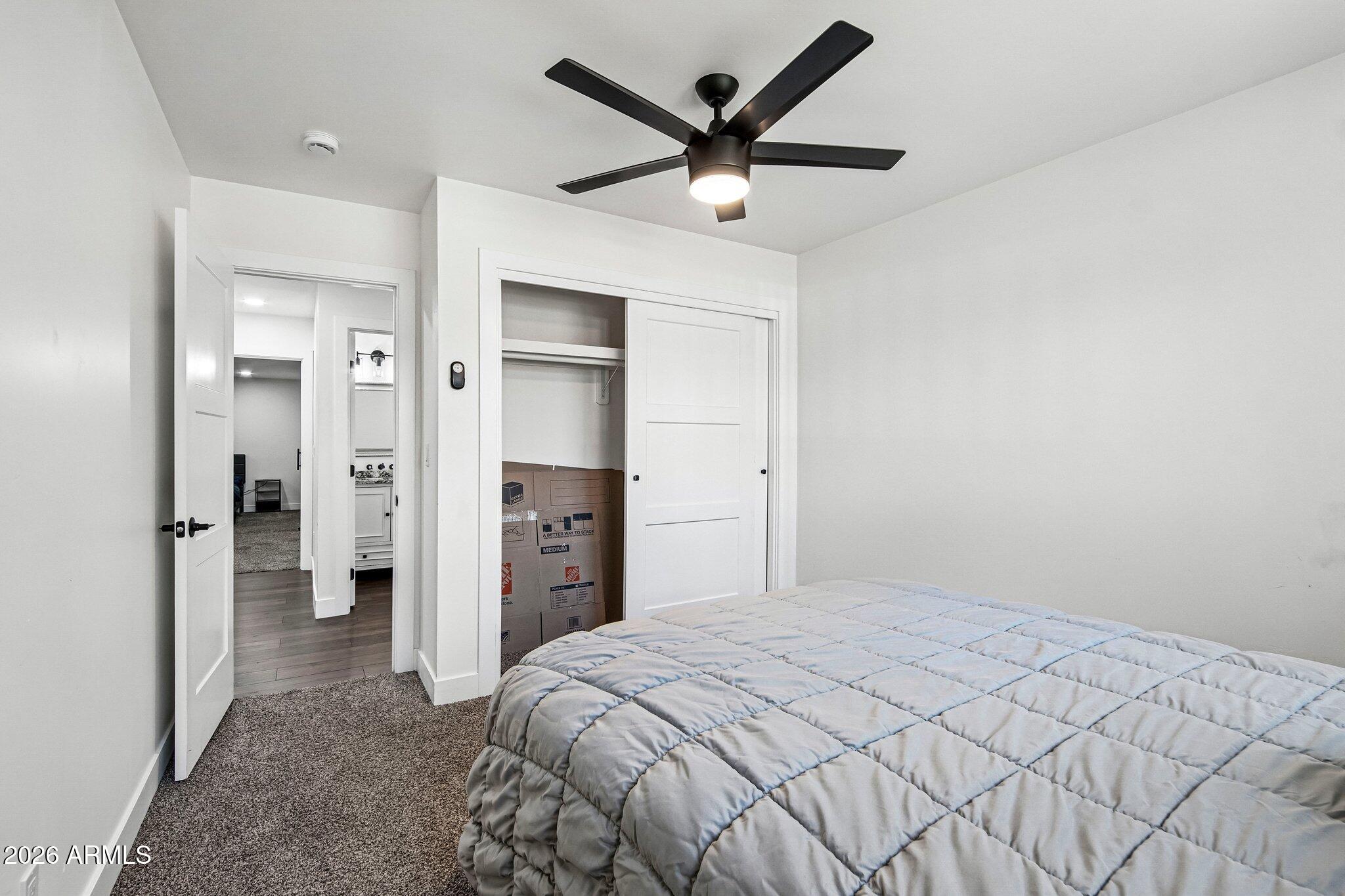 2401 West Echo Lane Phoenix, AZ 85021 - Photo 28 of 40 28-web-or-mls-W Echo Ln-S2706-028
