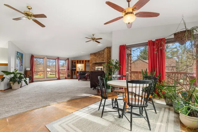 $555,000 | 727 Browning Circle, Oconomowoc, WI 53066