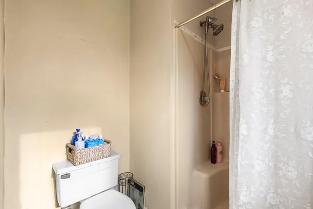 $555,000 | 727 Browning Circle, Oconomowoc, WI 53066