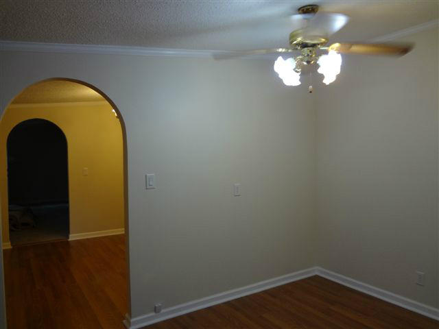 235 Beacon Hill Road Vinton, VA 24179 - Photo 11 of 35 DSC00855