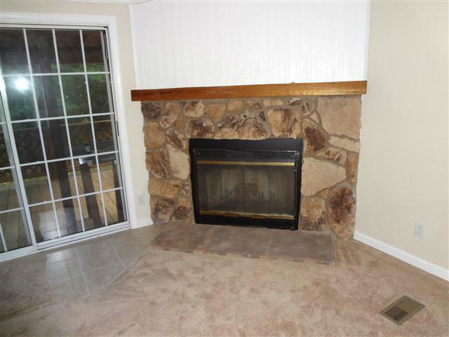 235 Beacon Hill Road Vinton, VA 24179 - Photo 16 of 35 DSC00860