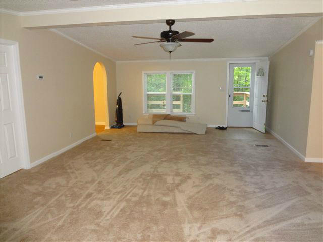 235 Beacon Hill Road Vinton, VA 24179 - Photo 19 of 35 DSC00863