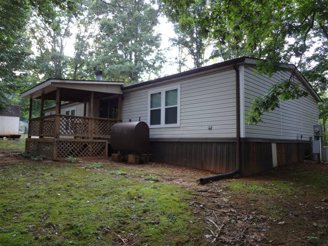 235 Beacon Hill Road Vinton, VA 24179 - Photo 4 of 35 DSC00847