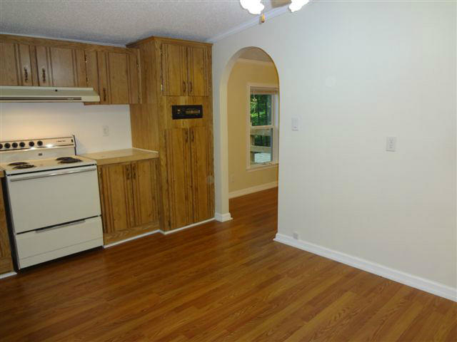 235 Beacon Hill Road Vinton, VA 24179 - Photo 10 of 35 DSC00854