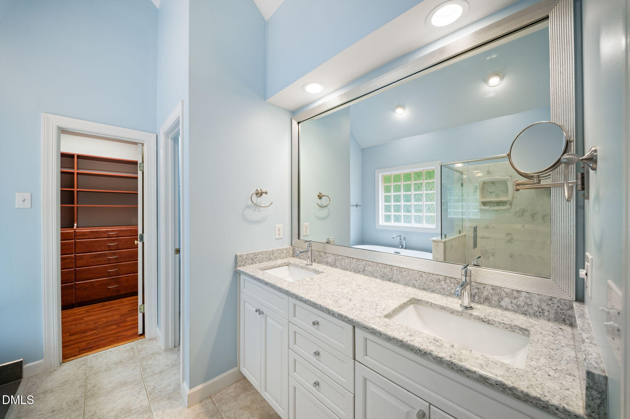 1512 Brightwater Court Raleigh, NC 27614 - Photo 24 of 61 Primary Bathroom