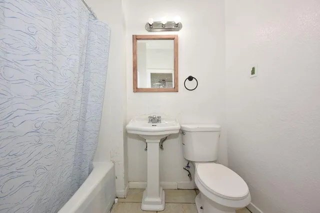 $249,900 | 1939 South Winona Lane, Unit 1941, Milwaukee, WI 53204