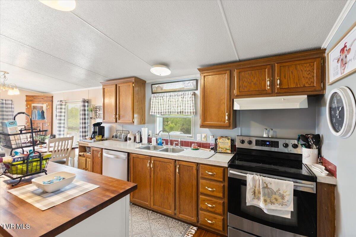 12207 Reedy Creek Road Bristol, VA 24202 - Photo 7 of 43 38-128A2681