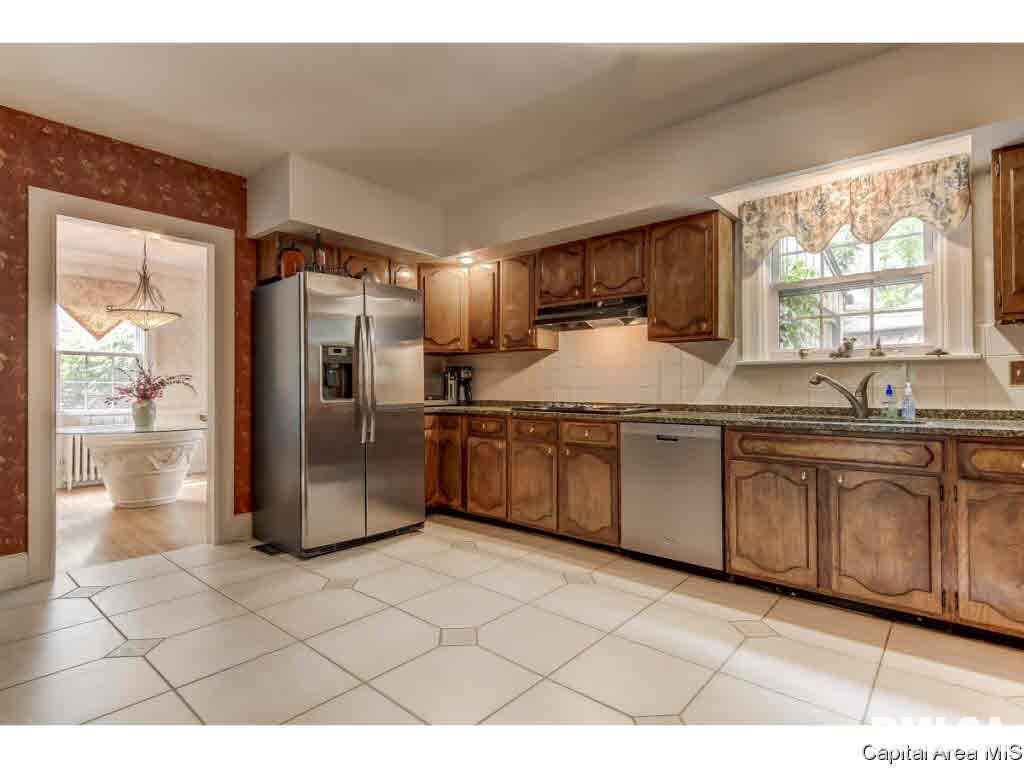 1919 South Bates Springfield, IL 62704 - Photo 12 of 25