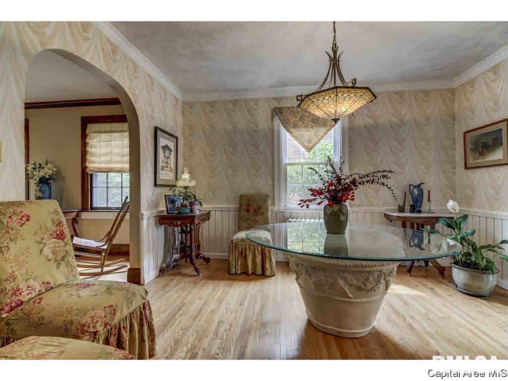 1919 South Bates Springfield, IL 62704 - Photo 4 of 25