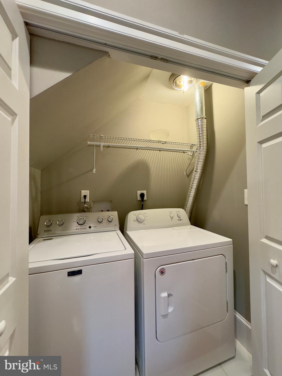 7 West Mulberry Street, Unit 4 Baltimore, MD 21201 - Photo 11 of 19 a utility room with dryer and washer