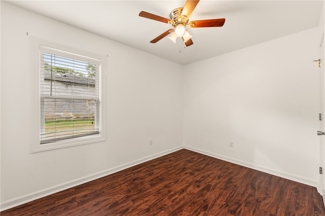 104 Leah Drive Pendleton, SC 29670 - Photo 19 of 23 This cozy room offers abundant natural light and durable wood flooring.