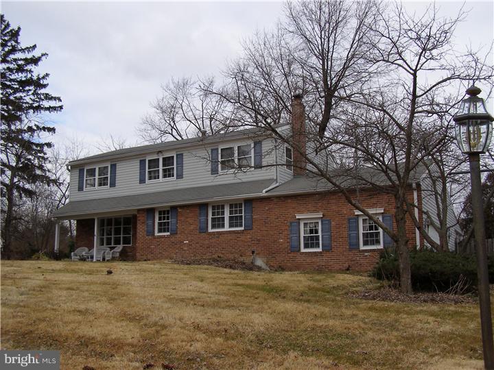 626 Manchester Road Norristown, PA 19403 - Photo 1 of 25 Exterior Front