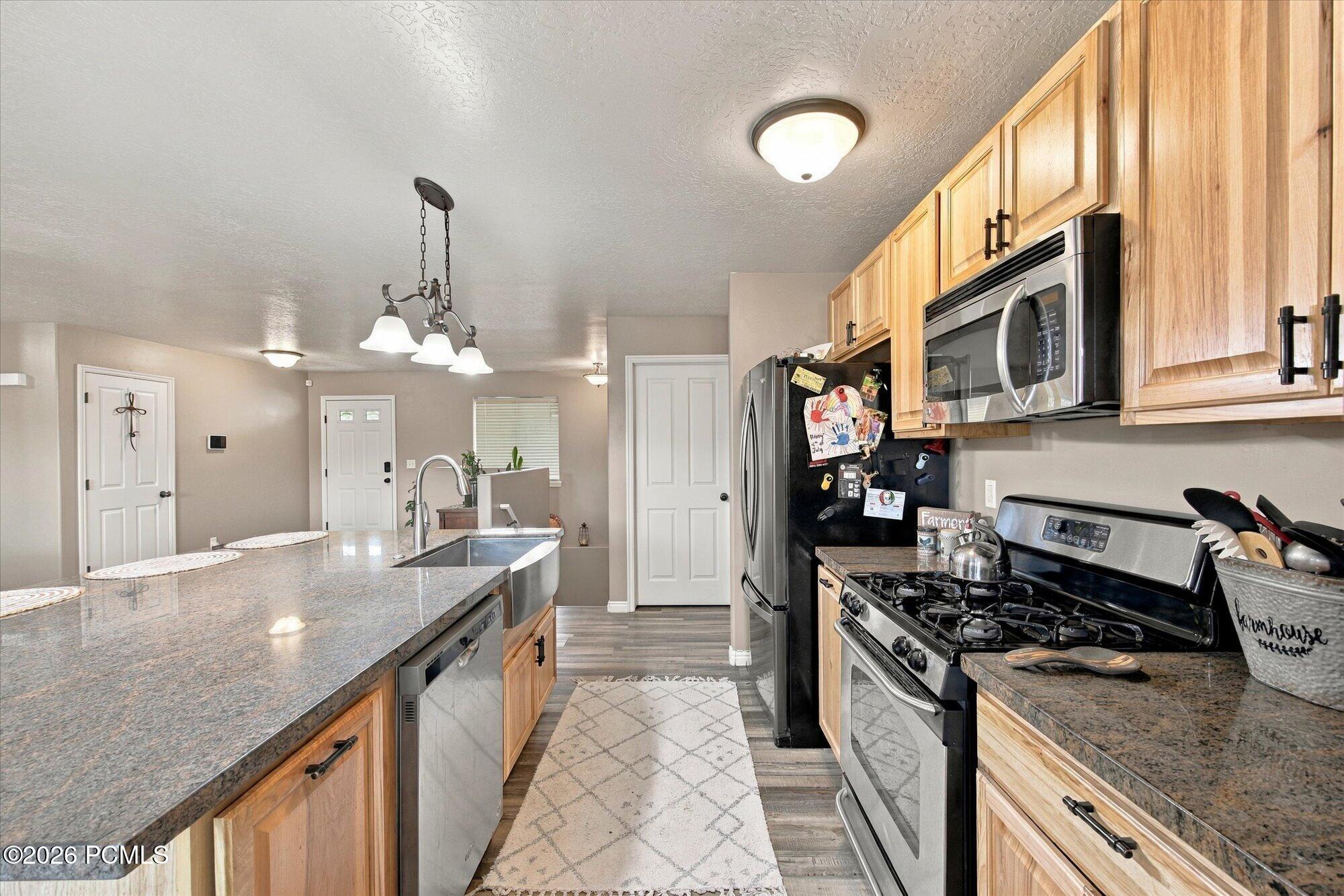 5243 Riata Circle Oakley, UT 84055 - Photo 11 of 63 Gallery Image 11